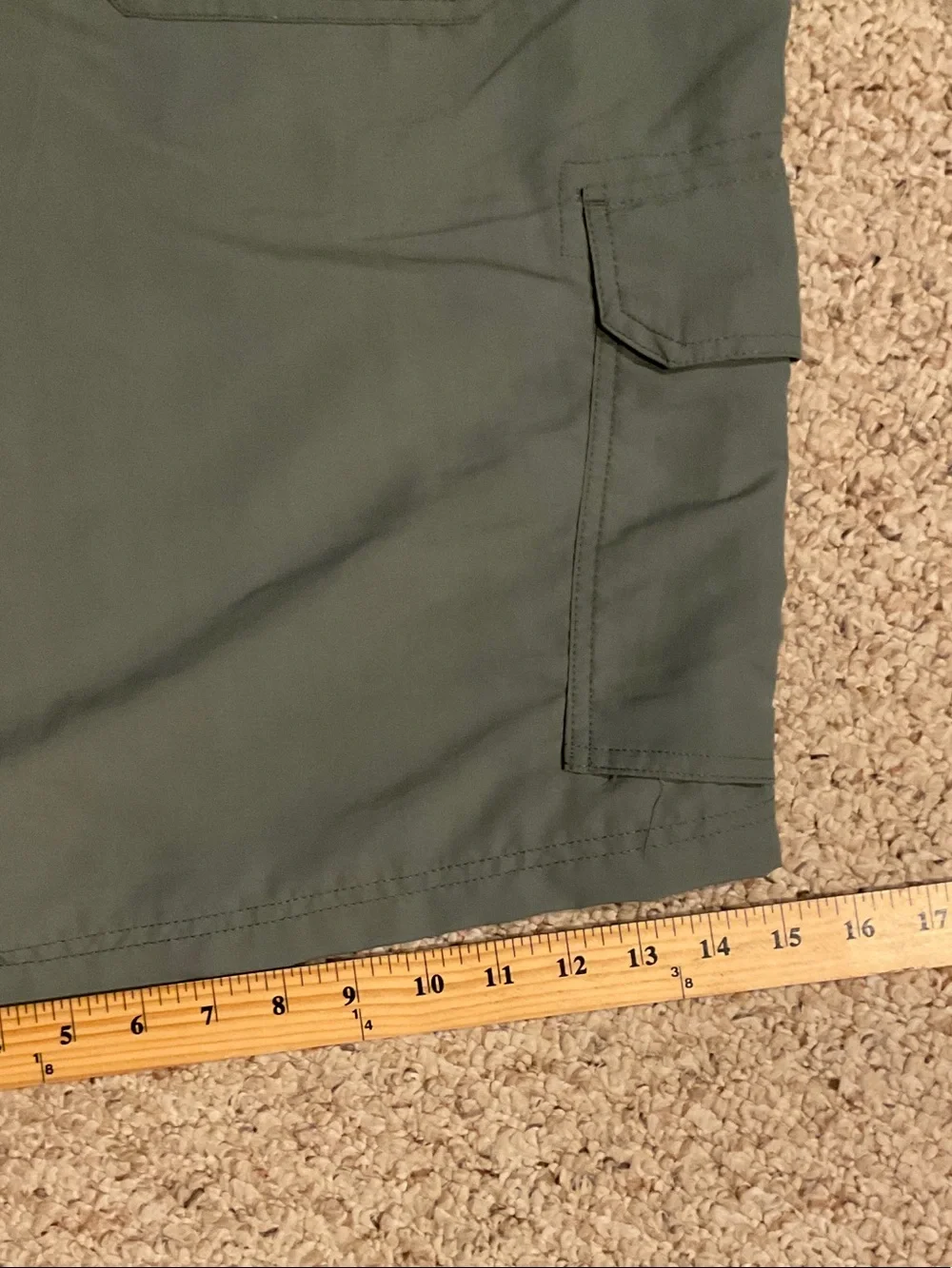 Lands' End Men's Olive Cargo Shorts with Navy Belt Size 4XL/T